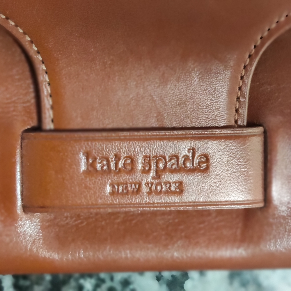 Kate Spade Wristlet - Picture 12 of 14